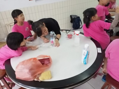 1091208國際學伴活動_201209_70圖片