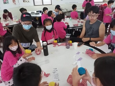 1091208國際學伴活動_201209_87圖片