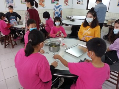 1091208國際學伴活動_201209_197圖片