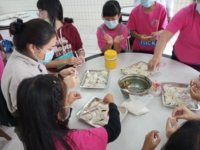 1091208國際學伴活動_201209_209圖片
