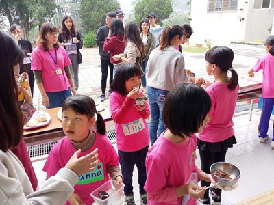 1091208國際學伴活動_201209_188圖片