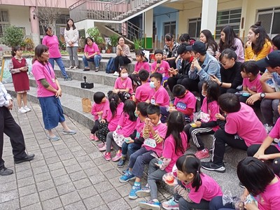 1091208國際學伴活動_201209_47圖片